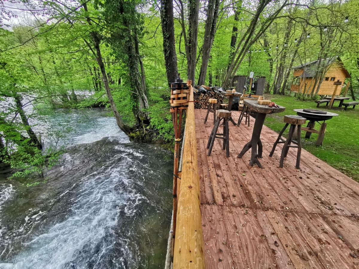 Riverland Gornji Zvečaj Extérieur photo