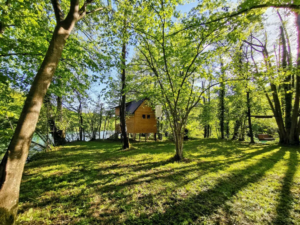 Riverland Gornji Zvečaj Extérieur photo